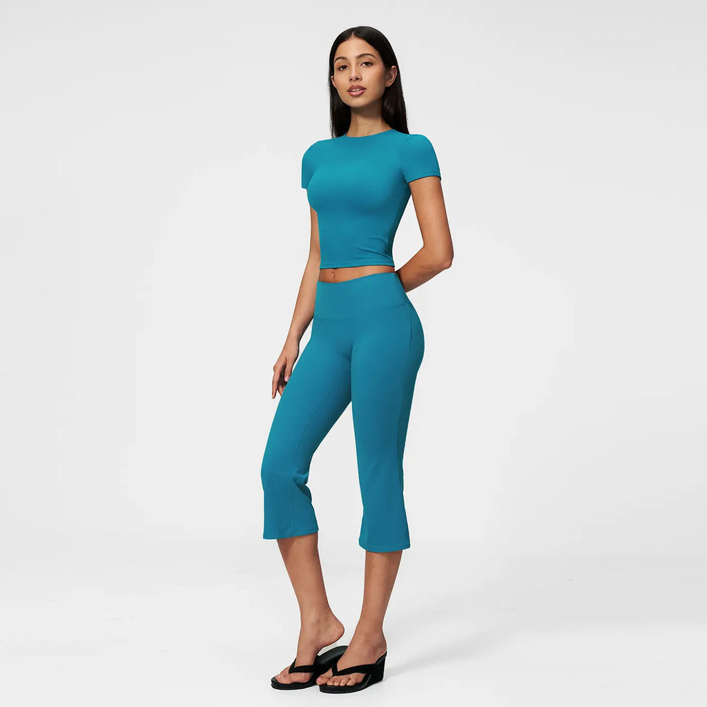 MFVIM Women’S round Neck Slim Fit Short Sleeve Yoga Set – Cropped Trim Top, High Waist 7/8 Slightly Flared Shorts, Tight Athletic Two-Piece Set